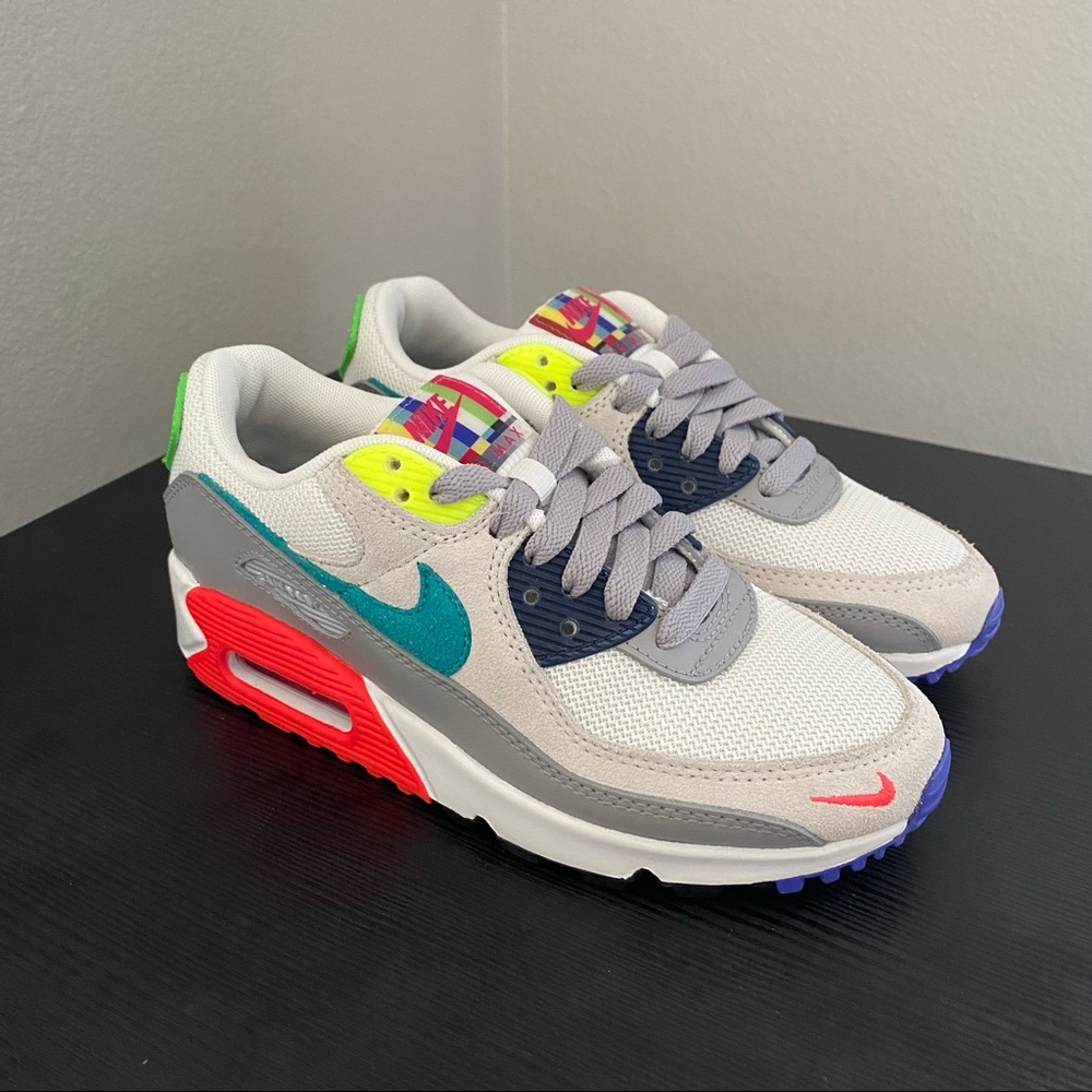 Wmns Air Max 90 'Evolution of Icon' Women's Size 5.5